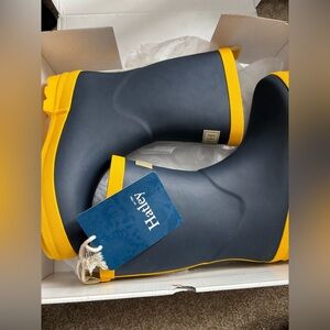 Hatley Navy Rain Boots with Yellow Trim
